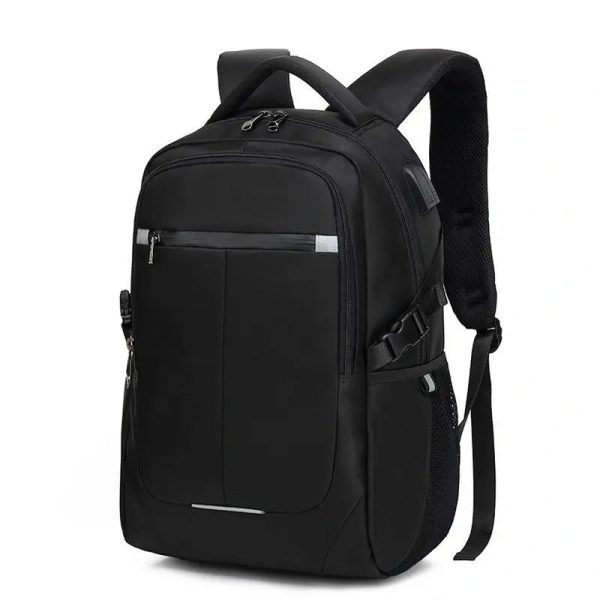 sac à dos homme en action